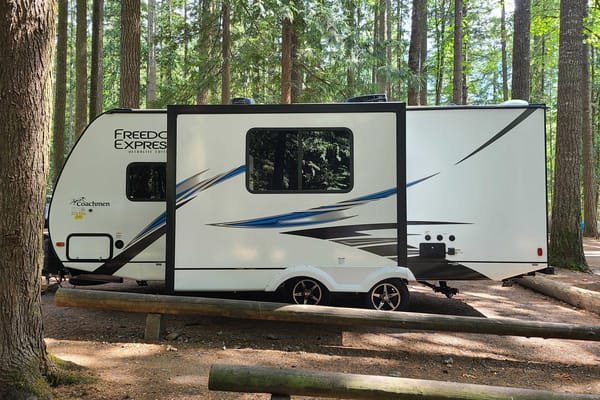 Frank and Karla's Ultralight 26' bunkhouse