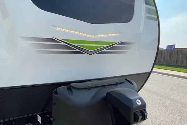 Joseph's Flagstaff E Pro 16 BH Travel Trailer
