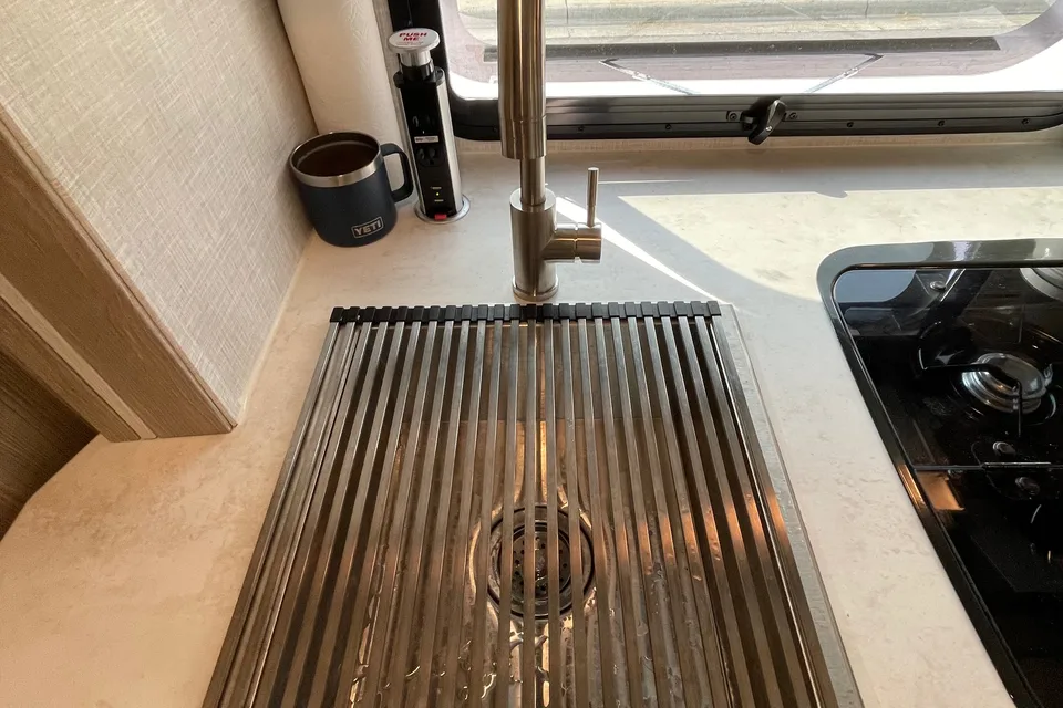 Joseph's Flagstaff  E Pro 16 BH Travel Trailer