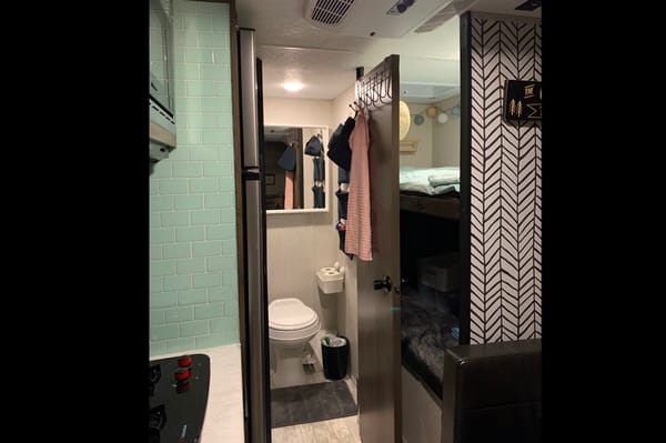 Summer home on wheels! Compact and Cozy RV, perfect for your family.