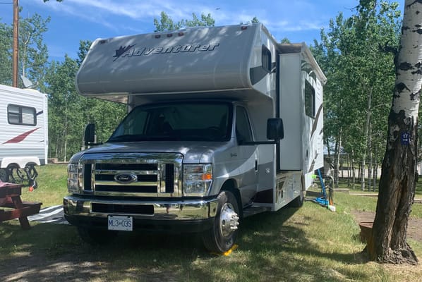 Bekah's Adventurer Class C RV