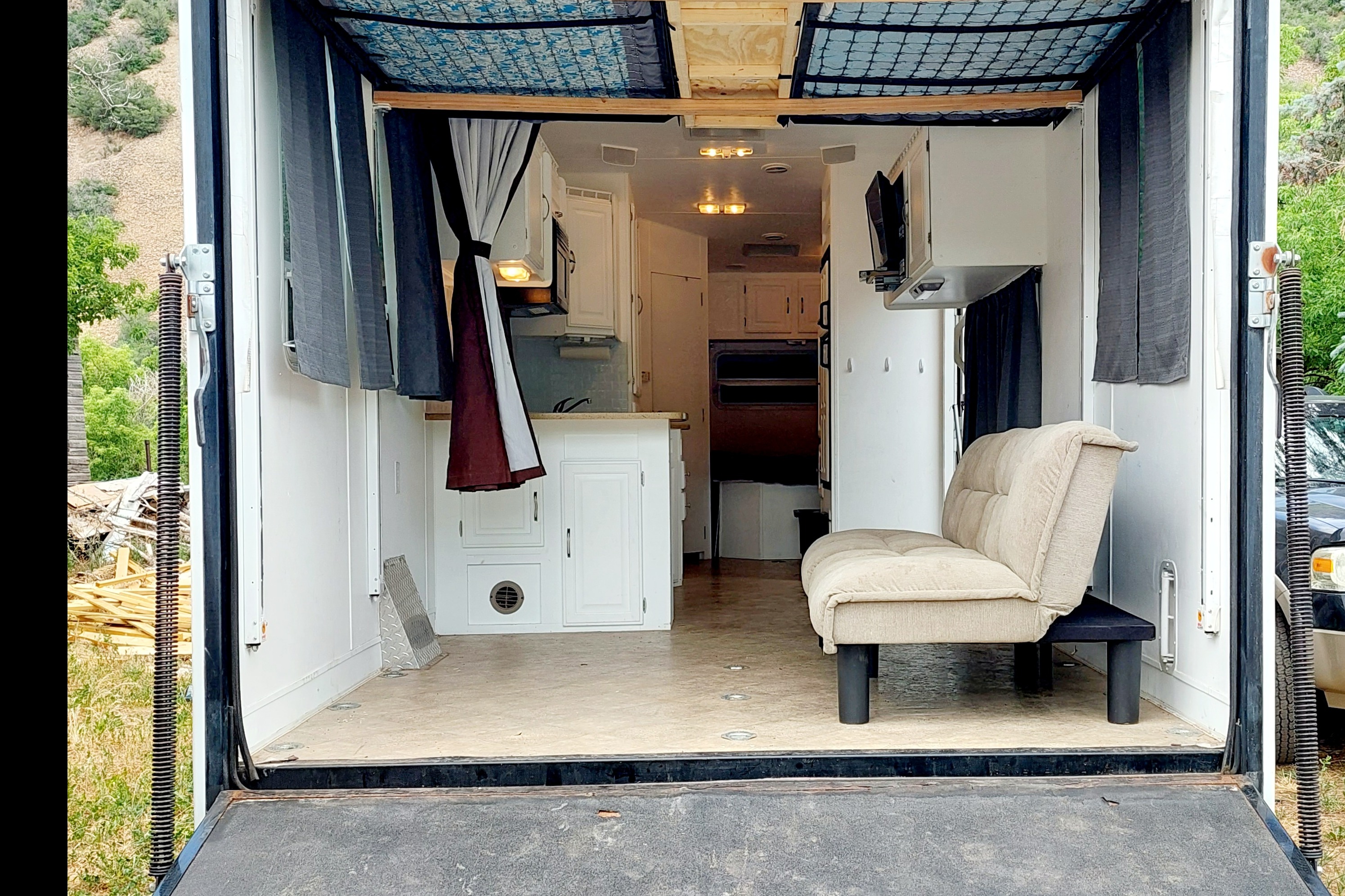 Family Fun Toy Hauler, Great for Hunting, Glamping and Get-Togethers!