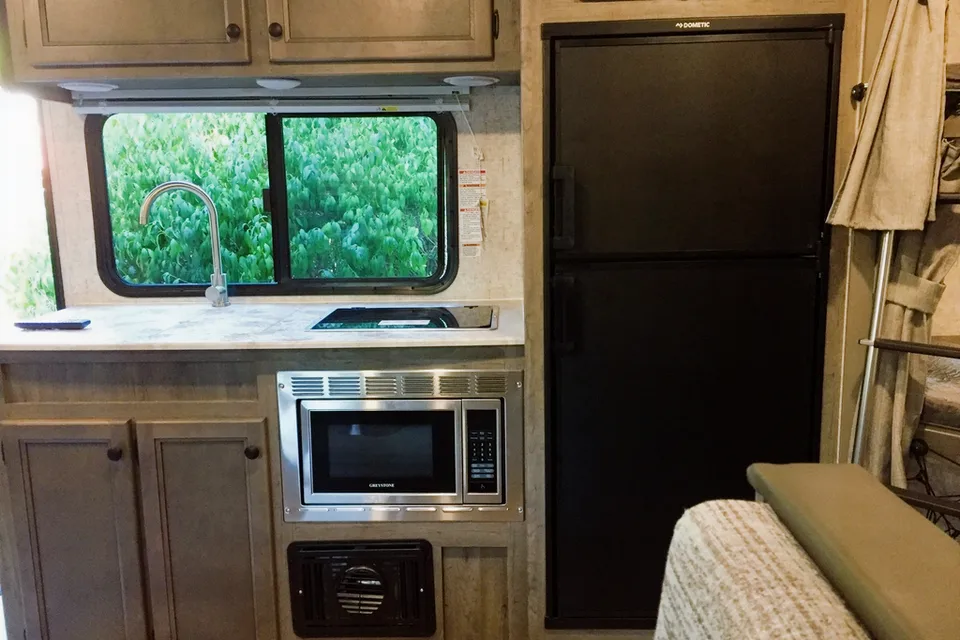 Coachmen Apex Nano Bunkhouse 208BHS Travel Trailer