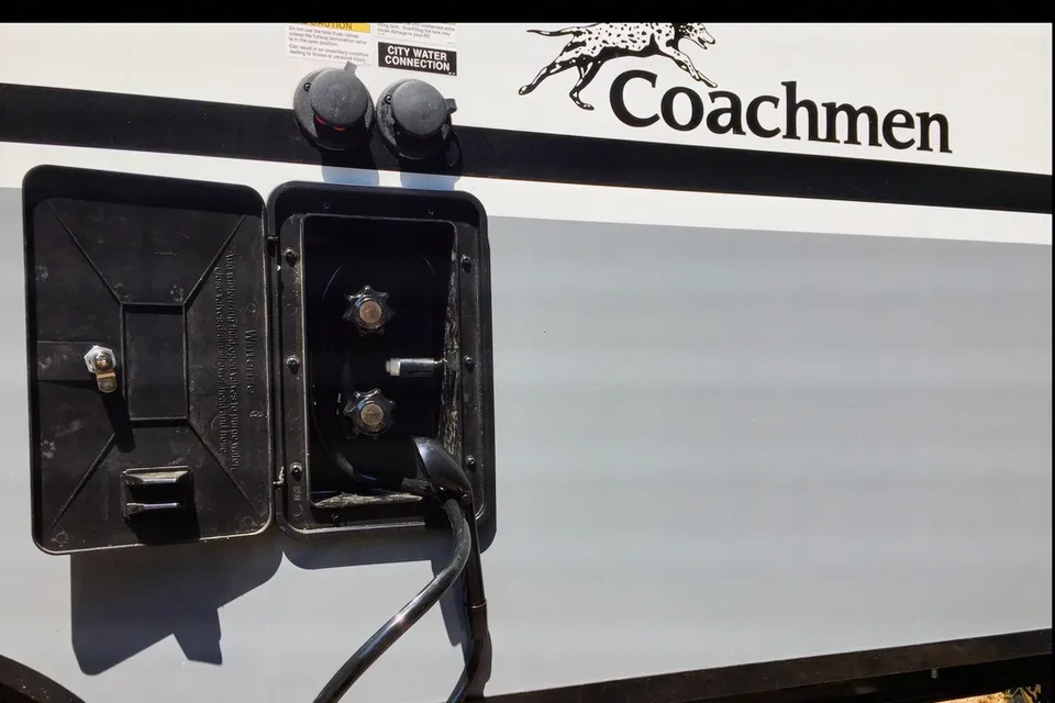 Coachmen Apex Nano Bunkhouse 208BHS Travel Trailer