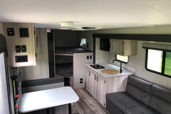 ZZ’s KZ Escape Travel Trailer