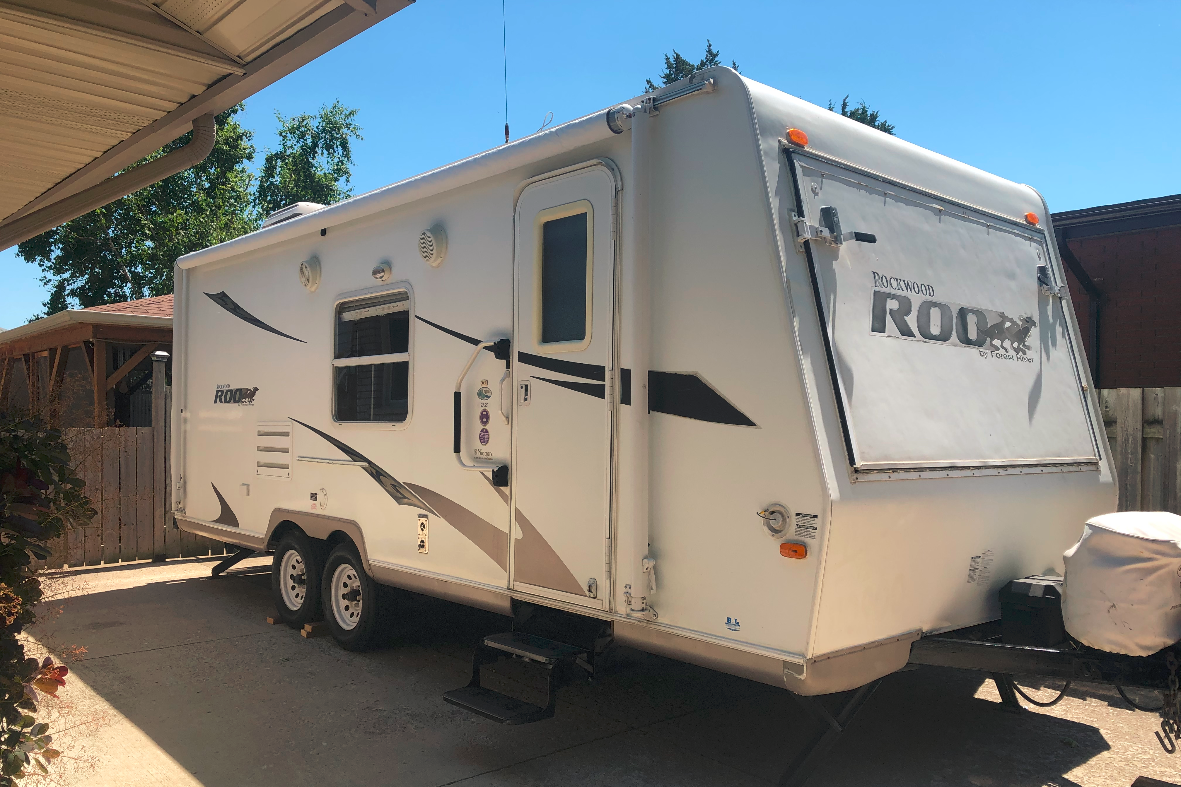 2008 Rockwood Roo- Perfect Family Trailer