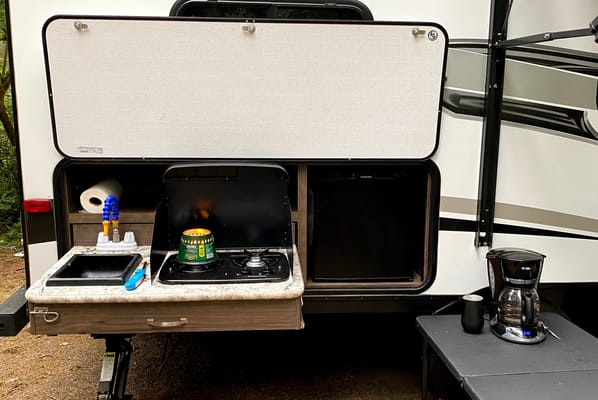 Lisa's Keystone Passport Ultra-lite Travel Trailer