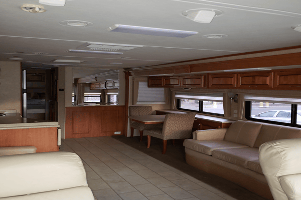 Luxury RV WILDLIFE RADY