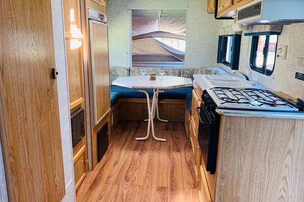 Lite Weight Hybrid Trailer