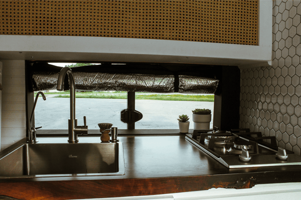 Nomad Untamed – 2015 Ford transit