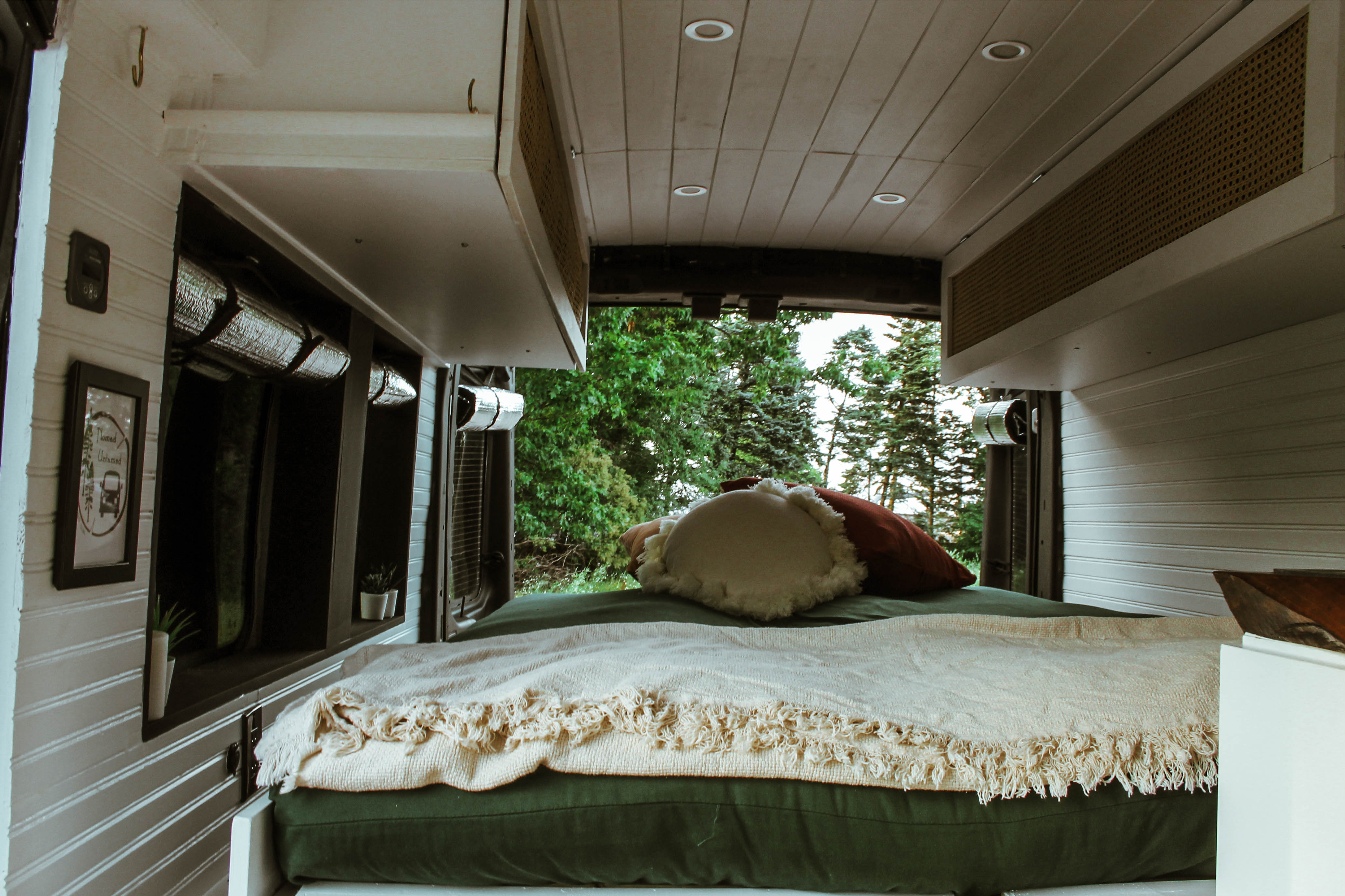 Nomad Untamed – 2015 Ford transit