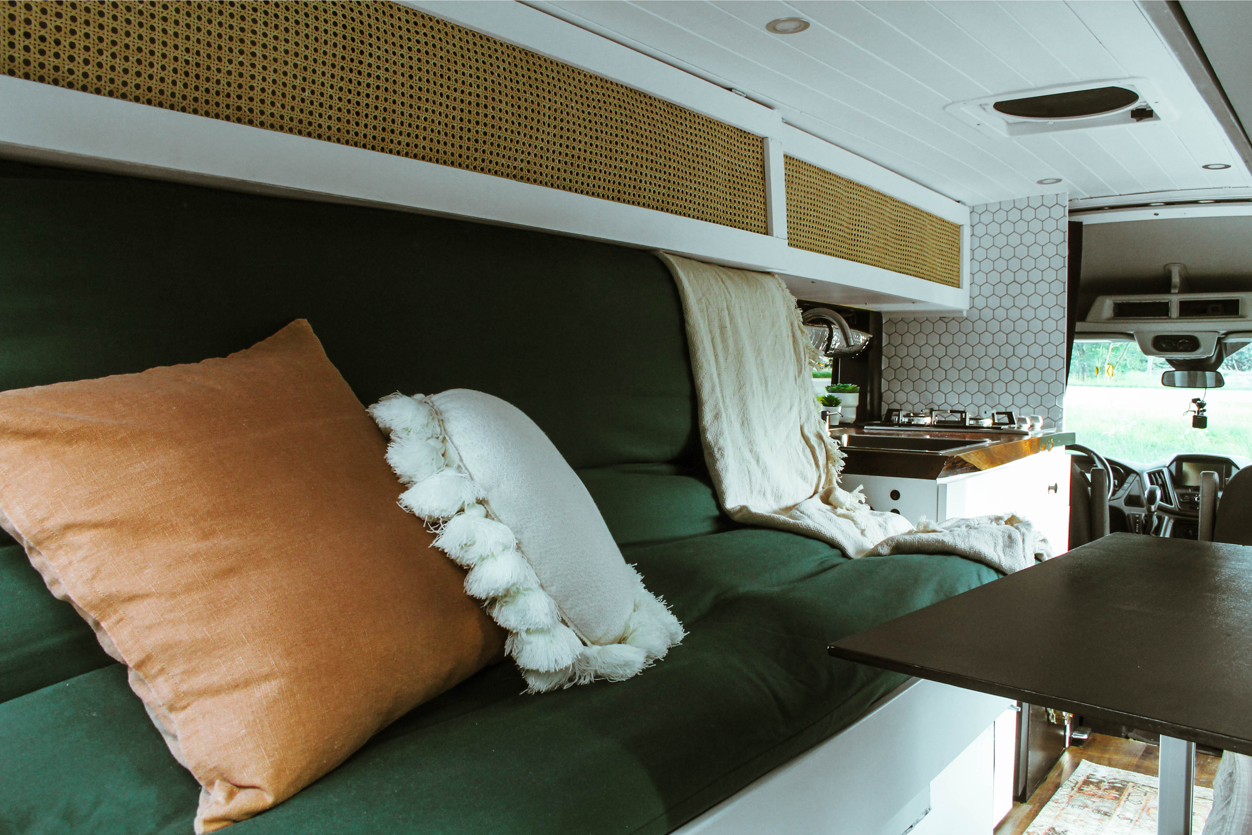 Nomad Untamed – 2015 Ford transit