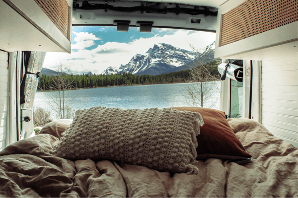 Nomad Untamed – 2015 Ford transit