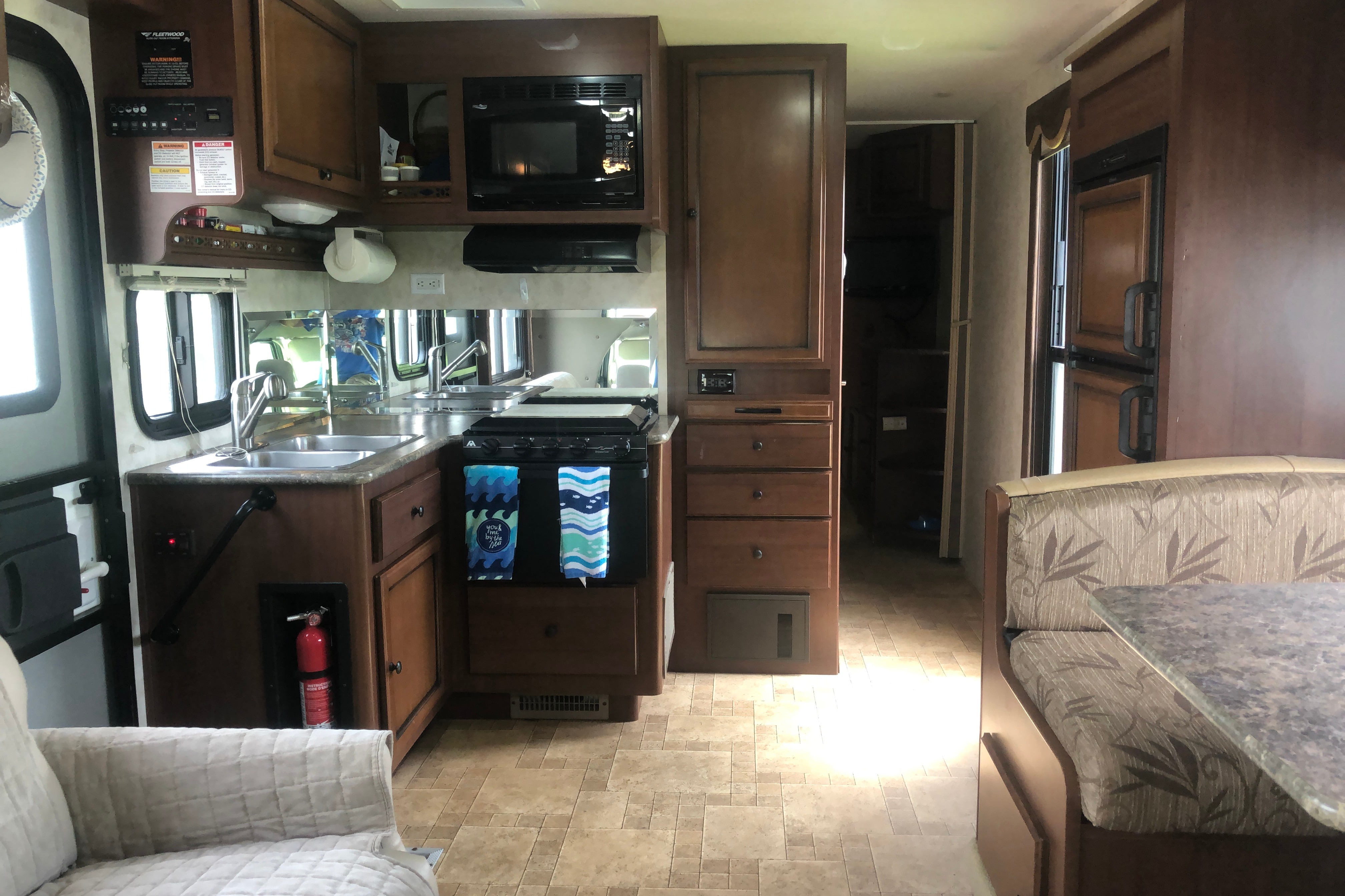 Kathleen 's Tioga  welcomes children and pets! (w/fee)  8-)
