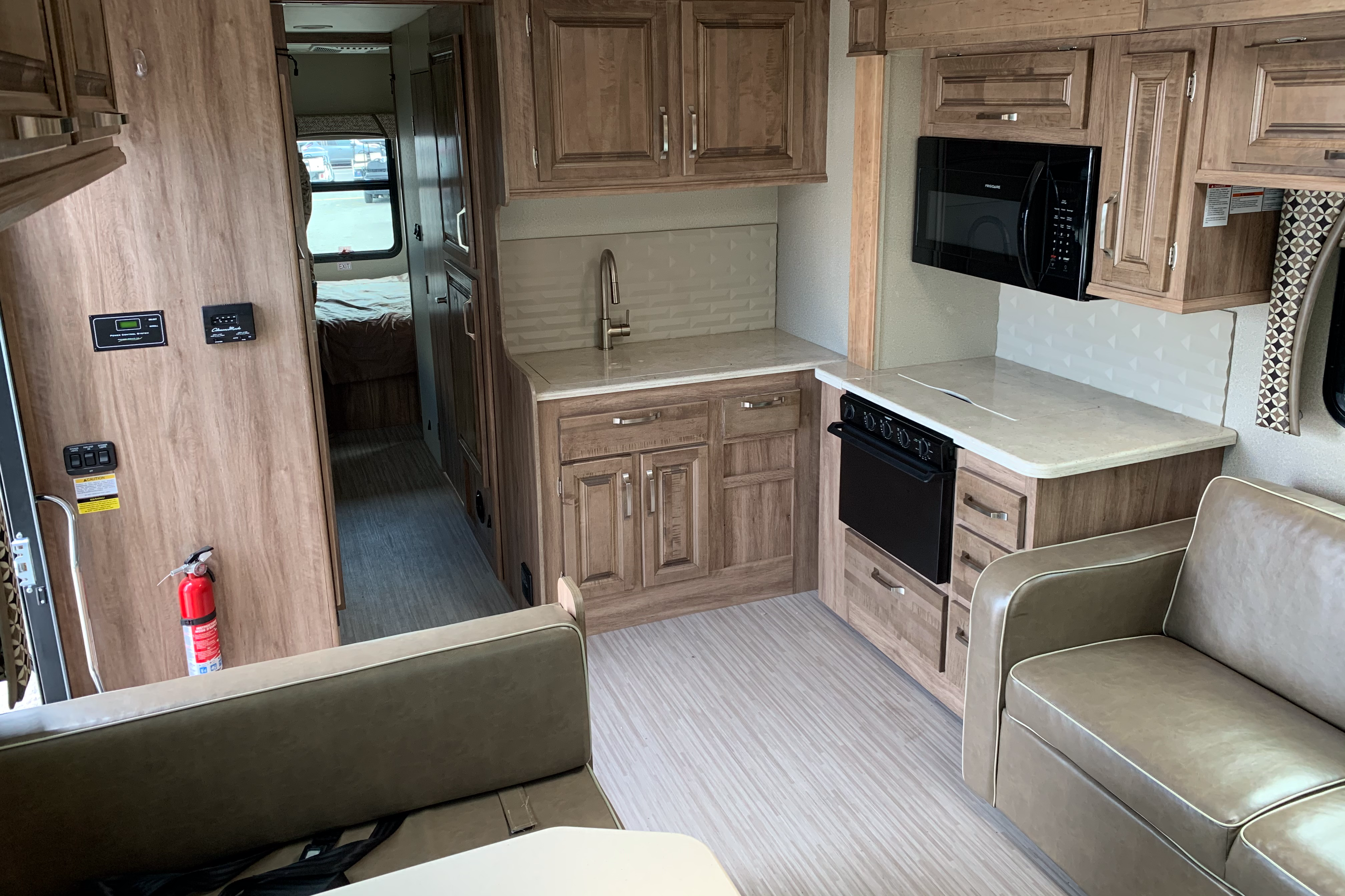Shawn & Karen's Jayco Greyhawk Prestige Class C