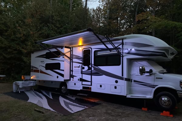 Shawn & Karen's Jayco Greyhawk Prestige Class C