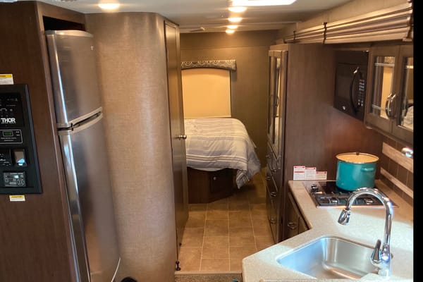 Thorpe’s Chateau on the Go