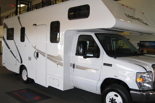 2017 Thor Majestic 23a Class C - Hudson - Unlimited Miles