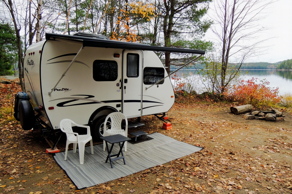 TowME - Prolite Profil 14 with Bunkbeds & Solar