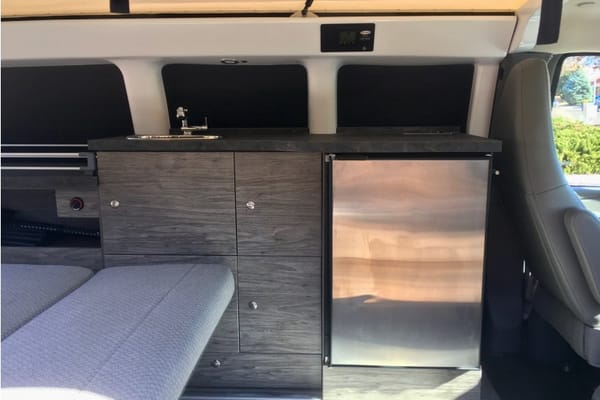 Jonathan New west Excursion Classe B