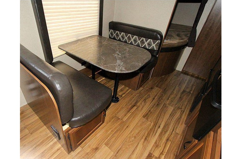 Jayco Jay Flight 26BH Travel Trailer