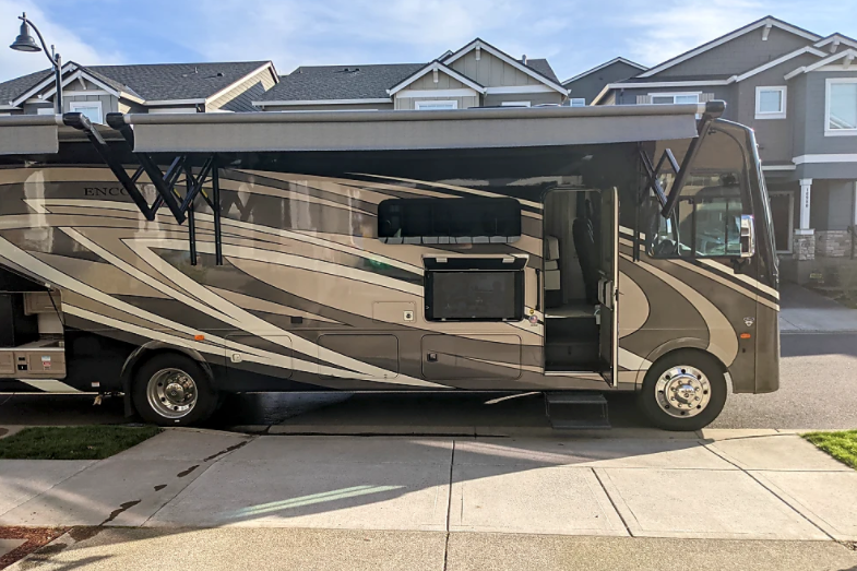 Coachman Encore Class A - Fully Stocked
