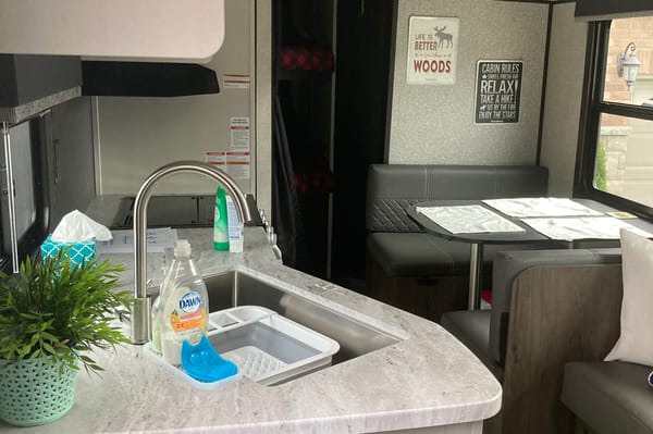 2022 Open Range 26bhs Travel Trailer