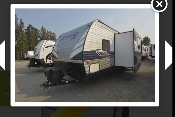 Ramon's Yes Zinger lite Travel Trailer