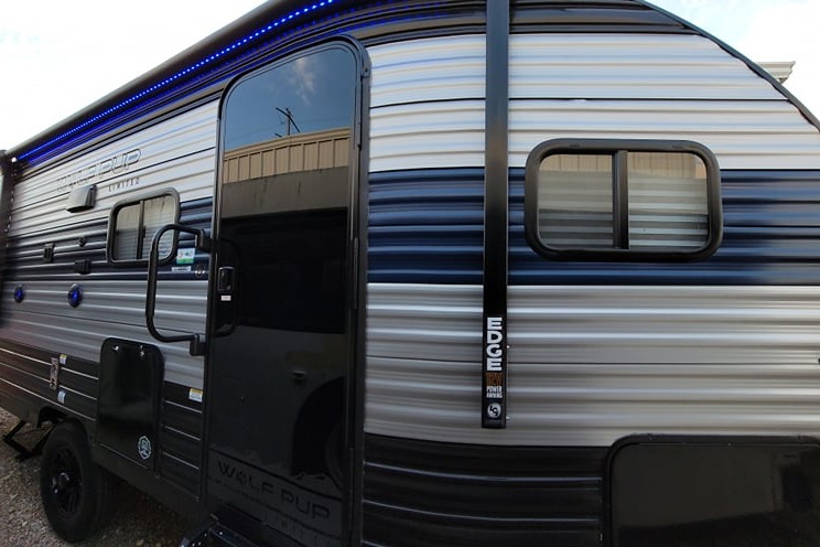 Dakota -Lee's Forest River 17JG Wolf Pup Travel Trailer