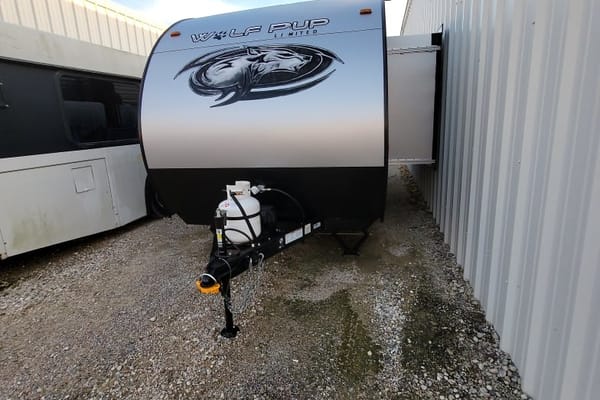 Dakota -Lee's Forest River 17JG Wolf Pup Travel Trailer