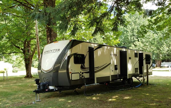 Alicia's Keystone Sprinter Travel Trailer