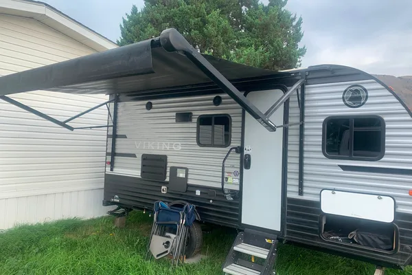 Kelsey's Viking 17BH Travel Trailer