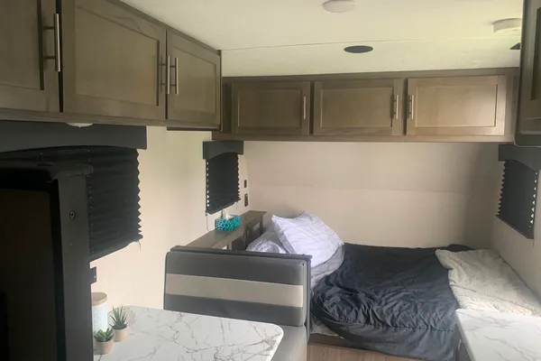 Kelsey's Viking 17BH Travel Trailer