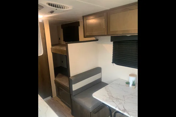 Kelsey's Viking 17BH Travel Trailer