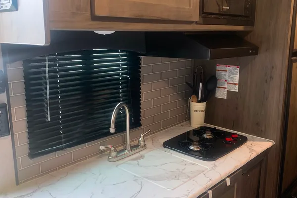 Kelsey's Viking 17BH Travel Trailer