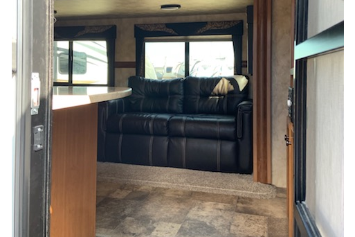 Lorah's Maple Country Crossroads Travel Trailer