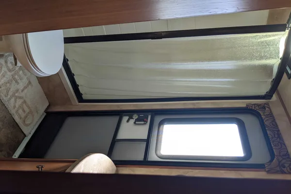 Lorah's Maple Country Crossroads Travel Trailer