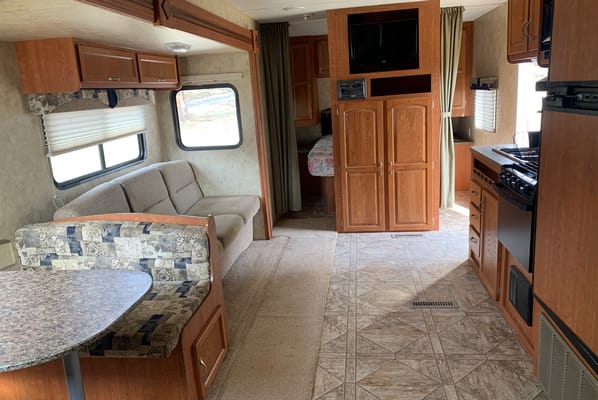Jc’s Starcraft 256bh Travel Trailer
