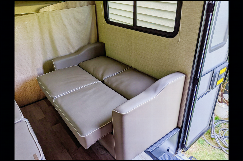 Jayco RedHawk Class C