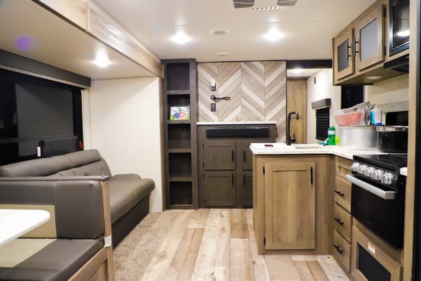 KZ Sportsman SE Travel Trailer 261BHKSE