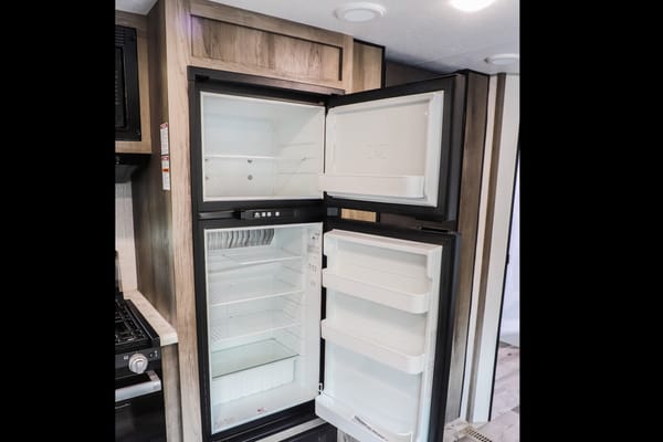 KZ Sportsman SE Travel Trailer 261BHKSE