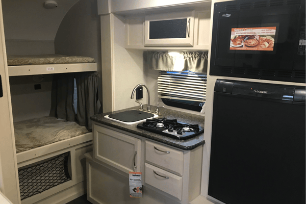 Lightweight Winnebago Minnie Drop Travel Trailer