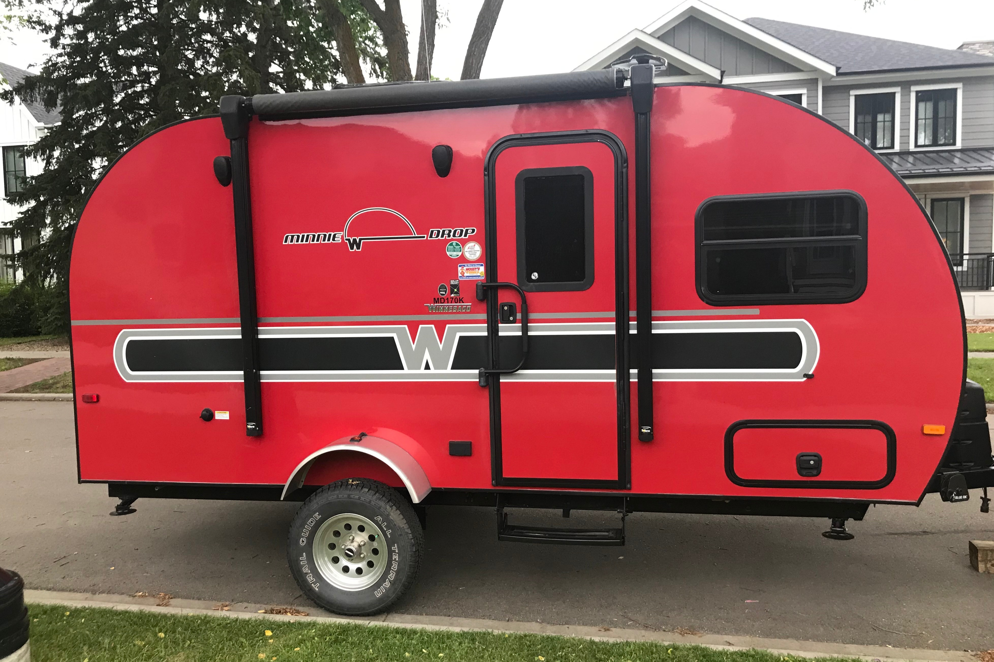 Lightweight Winnebago Minnie Drop Travel Trailer