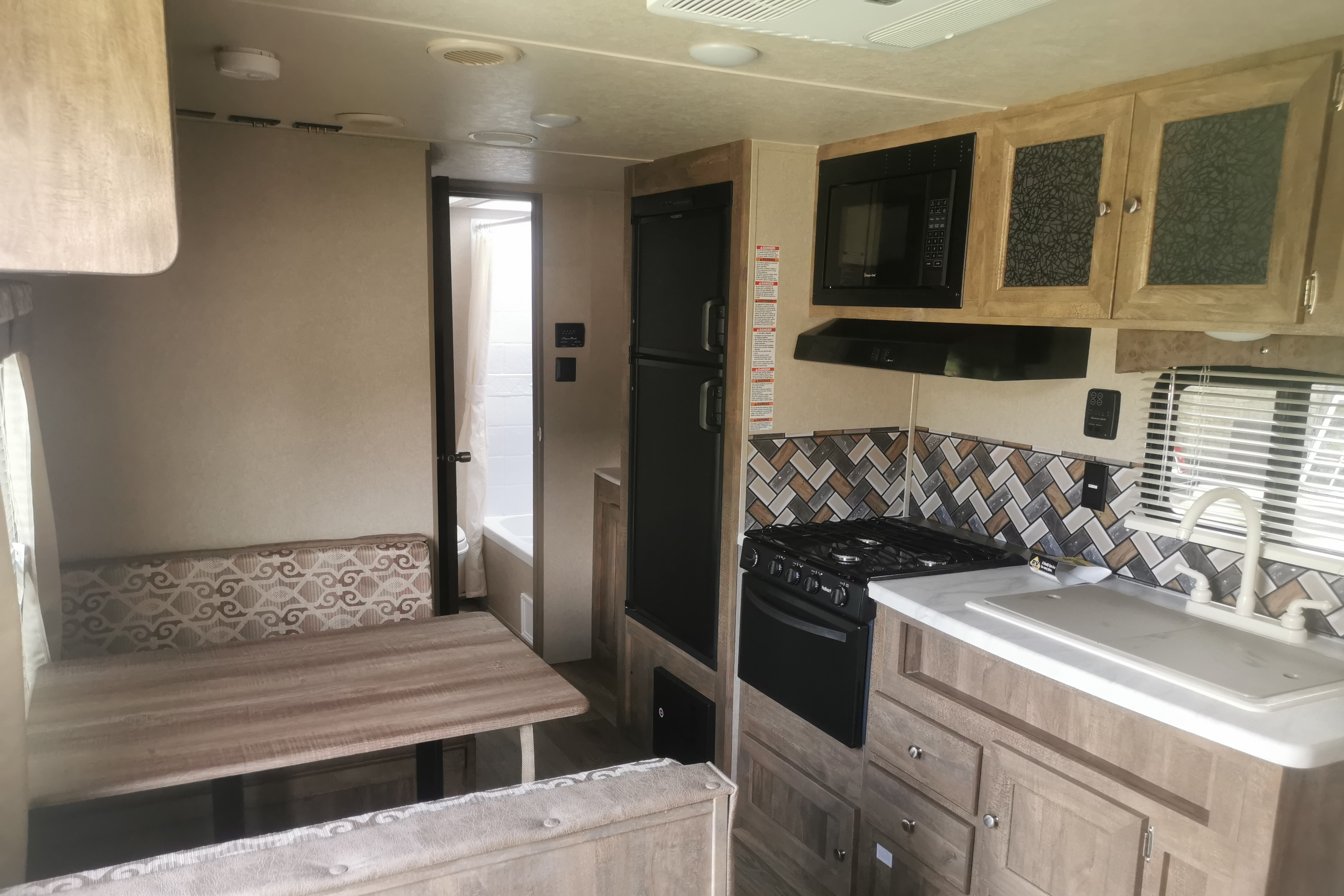 2019 Palomino Puma XLE 