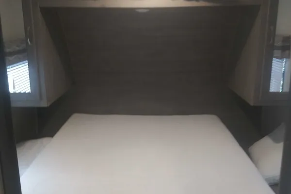James's Palomino Puma 27 rbqc Travel Trailer