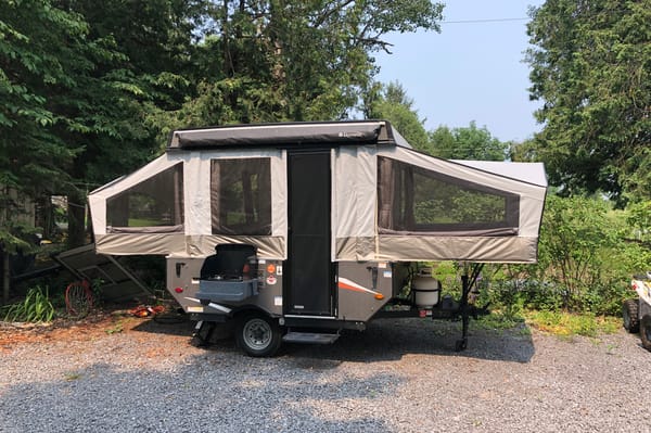 Patrick's Flagstaff 176 Tent Trailer