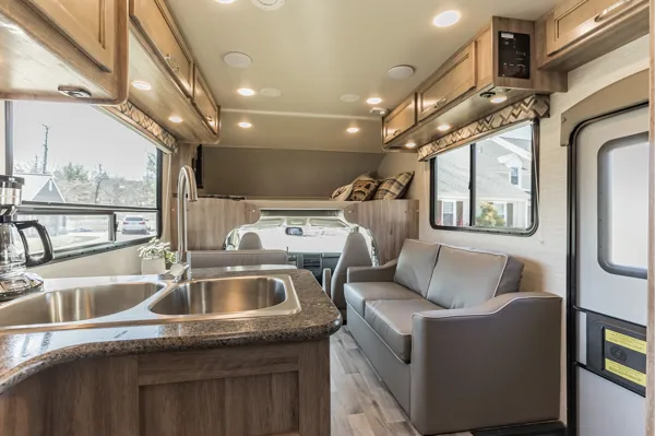 JACKIE - 2020 Jayco Redhawk