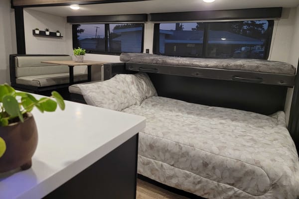 Adventure-Ready SUV Towable Trailer – Sleeps 7!