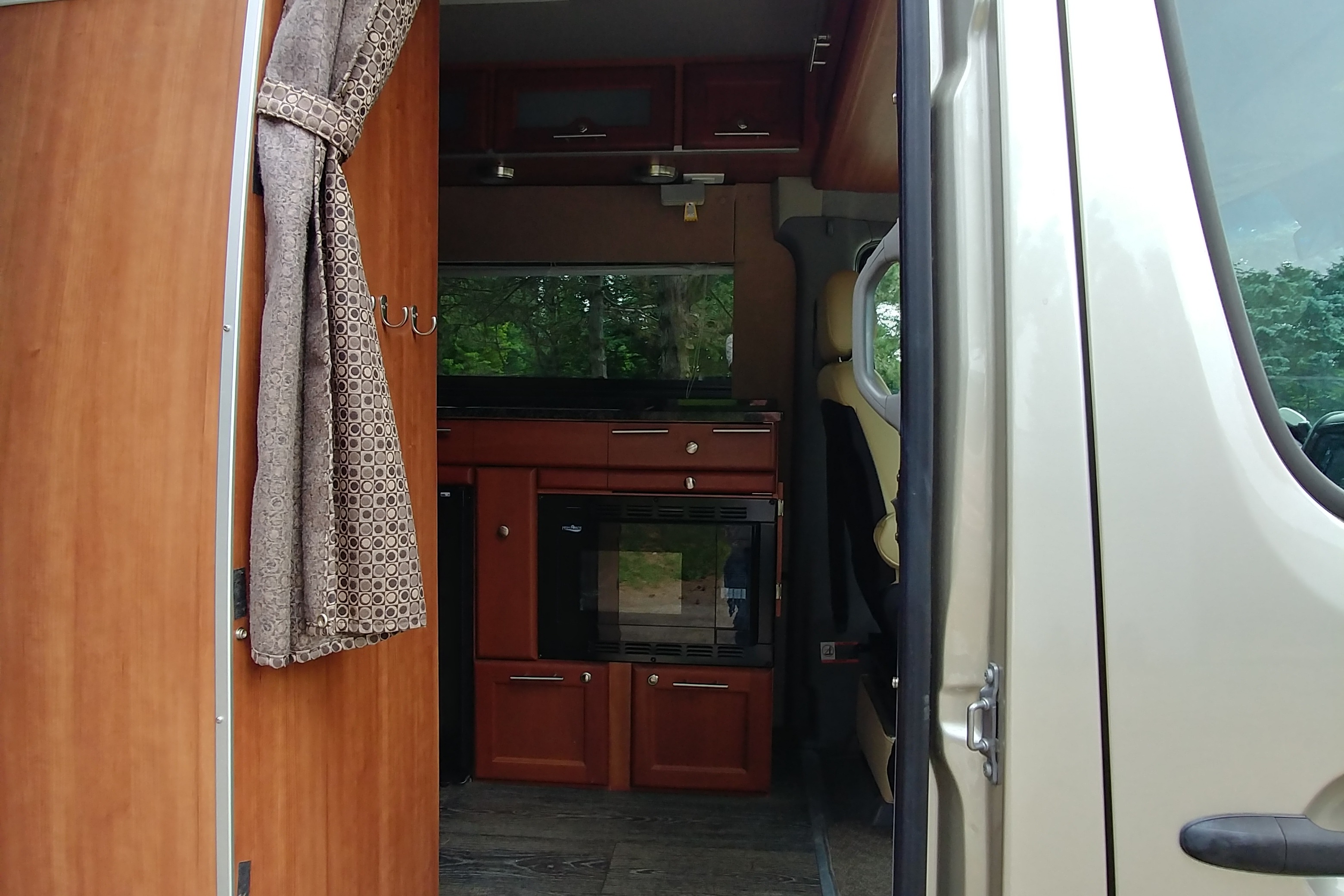 Andrew's Roadtrek SS Agile