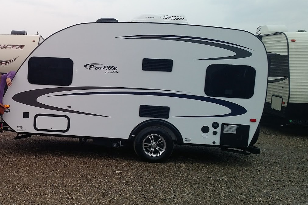 Rosie the Travel Trailer-Prolite Evasion Model